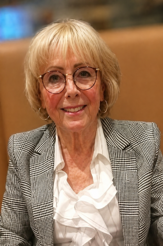 Profilbild von Christa Schr&ouml;der